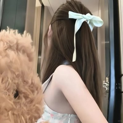 色肉毒蝎女